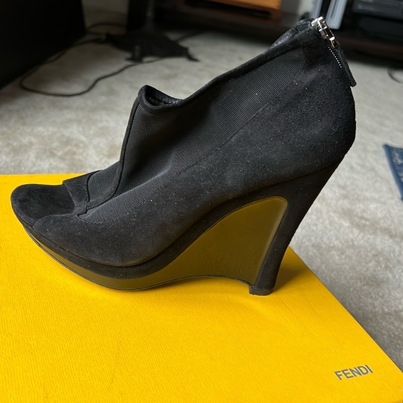 Fendi mesh and suede booties, gently used - Picture 10 of 14